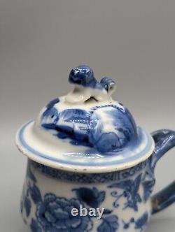 Chinese Qianlong Porcelain Custard Cup & Lid, 18th Century, Export, Blue & White