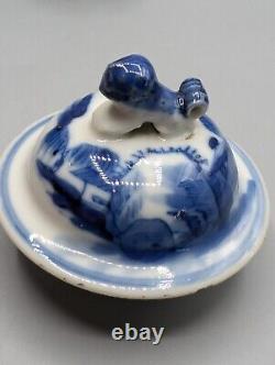 Chinese Qianlong Porcelain Custard Cup & Lid, 18th Century, Export, Blue & White