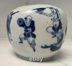 Chinese antique porcelain blue and white jar Qing dynasty Kangxi marked