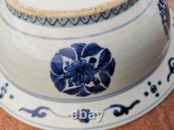 Chinese blue and white cloud crane pattern plate