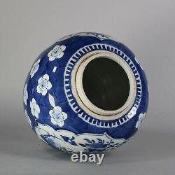 Chinese blue and white ginger jar and cover, 19th century