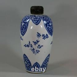 Chinese blue and white ovoid vase, Kangxi (1662-1722)