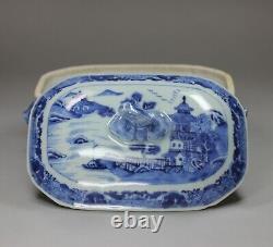Chinese blue and white sauce tureen and cover, Qianlong (1735-95)