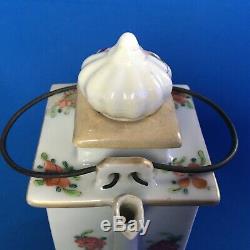 Chinese porcelain handpainted famille rose enamelled tea pot & cover warriors