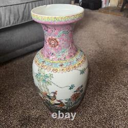 Chinese vase Rare hand painted