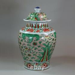 Chinese wucai transitional vase and cover, 17th century