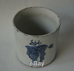 Excellent Chinese Ancient Blue And White Porcelain Three Kylin Pattern Brush Pot