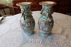 Exceptional 19th Cent. Chinese Porcelain Famille Verte Pair Vases Urns (484)