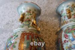 Exceptional 19th Cent. Chinese Porcelain Famille Verte Pair Vases Urns (484)