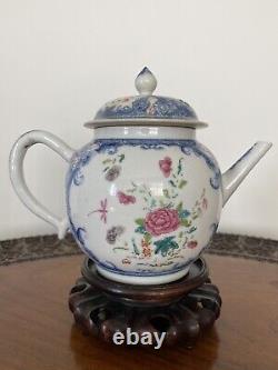 Good 18th Century Chinese Porcelain Teapot Qianlong 1736-1795. GENUINE ANTIQUE