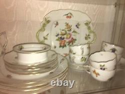 HEREND Hand Painted Porcelain Dinner Service 67 Items Mint Condition Investment
