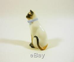 Herend, Black & White Siamese Cat Sitting 3.3, Handpainted Porcelain Figurine