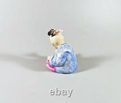 Herend, Chinese Girl Holding A Bird 3, Handpainted Porcelain Figurine! (h068)