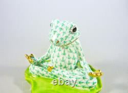 Herend, Green Fishnet Frog Doing Yoga, Handpainted Porcelain Figurine! (bt028)