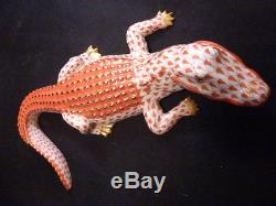 Herend Hand Painted Porcelain Alligator Crocodile RUST Fishnet 15540 MINT