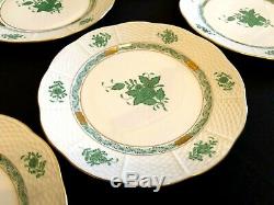 Herend Porcelain Handpainted Chinese Bouquet Green Small Dinner Plates 521/av