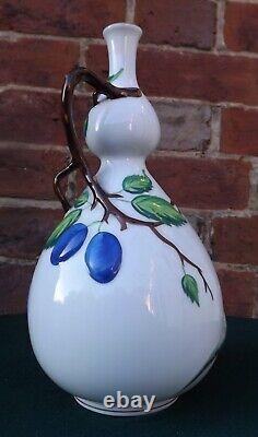 Herend Porcelain Plum & Lizard Design 23cm. Vase Lovely Condition