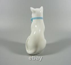 Herend, White Cat With A Butterfly Bow, Handpainted Porcelain Figurine! (i132)