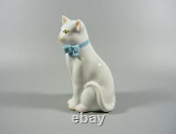 Herend, White Cat With A Butterfly Bow, Handpainted Porcelain Figurine! (i132)