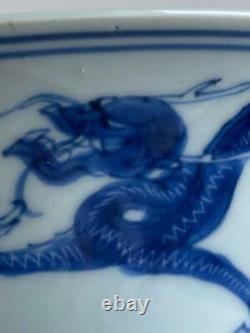 Kangxi (1662-1722) Chinese Antique Porcelain Blue and White Dragon Bowl China