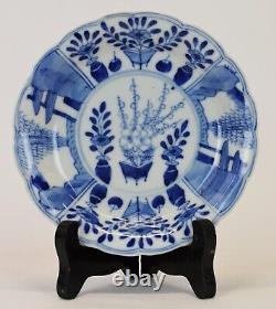 Kangxi (1662-1722) Chinese Antique Porcelain Blue and White Flowers plate China