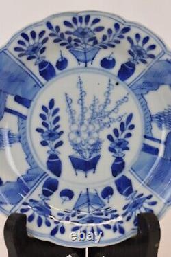 Kangxi (1662-1722) Chinese Antique Porcelain Blue and White Flowers plate China