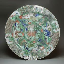 Large Chinese famille verte dish, Kangxi (1662-1722)