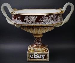 Large Dresden Ambrose Lamm Hand Painted Porcelain Swan Compote Bowl Centerpiece