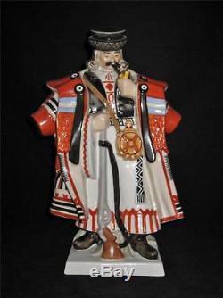 Large Herend Porcelain Figurine Hungarian Man 5440 Hussar, 13 Tall Hand Painted