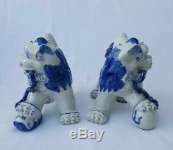 Large Pair Blue White Porcelain Foo Dogs Statues Asian Chinese Lions Feng Shui