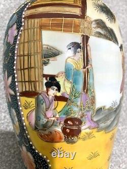 Large Vintage Hand Painted Chinese Porcelain Vase 34 cm high