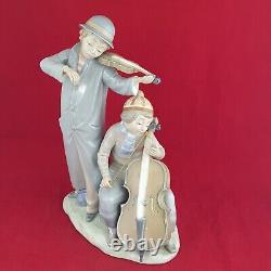 Lladro Nao Figurine Street Musicians 684 (Detached violin bow) 6097 L/N