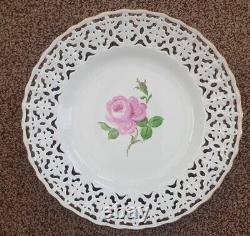 MEISSEN RETICULATED PORCELAIN Rote Rose HAND PAINTED PLATE Rare