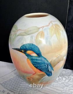 Marie Graves Hand Painted Vase Consall Height Limit 1/1 Heigt 6&half Inches