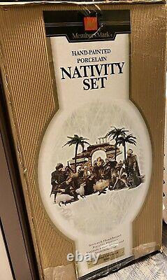 Members Mark Hand Painted 16 Piece Porcelain Nativity Set 2005 In Original Box