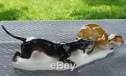 NYMPHENBURG GERMANY Hand-Painted #186 HOUND DOG ATTACKING FOX FIGURINE