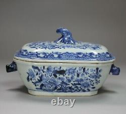 Nankin blue and white sauce tureen and cover, Qianlong (1736-95)