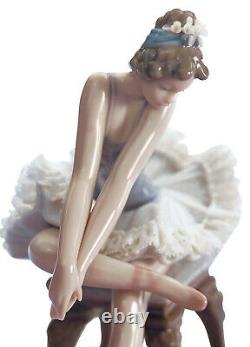 New Lladro Opening Night Girl Balllet Figurine #5498 Brand Nib Flower Save$ F/sh