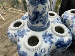 ONE RARE TULIPIERE CROCUS POT CHINESE BLUE WHITE HAND PAINTED VASE 19th C GOURD