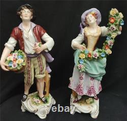 Pair Dresden Porcelain Figures Figurines Of Flower Sellers