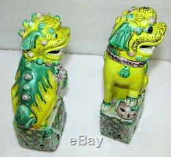 Pair Vintage Chinese Susancai Sancai Glazed Porcelain Foo Dogs Statues Figurines