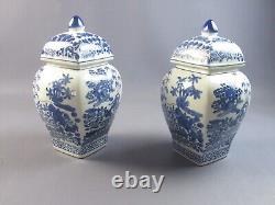 Porcelain Vase T. Kopenaghen Hand Painted Fine XX Century