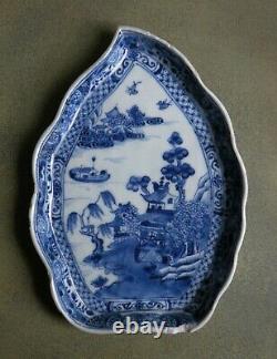 Qianlong Blue/White Leaf Shaped Dish. Finely Painted With A Chinese Landscape 2