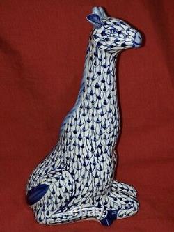 RARE Fishnet Blue & White Porcelain Giraffe HEREND STYLE Hand painted Large 13