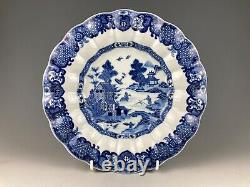 RARE PAIR 18th C. ANTIQUE CHINESE PORCELAIN LOBED BLUE & WHITE DISHES QIANLONG