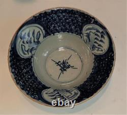 Rare Chinese Late Ming Dynasty Flared Rimmed Swatow Porcelain Bowl 16th Century+