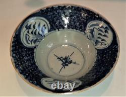 Rare Chinese Late Ming Dynasty Flared Rimmed Swatow Porcelain Bowl 16th Century+