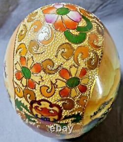 SATSUMA Style Large Porcelain EGG Hand Painted Wood Stand