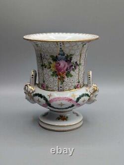 Stunning Chelsea porcelain campagna vase, 19th C, neoclassical style, Trident