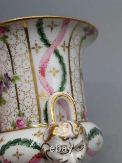 Stunning Chelsea porcelain campagna vase, 19th C, neoclassical style, Trident